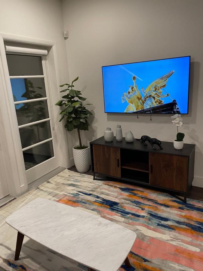 Lovely 2/2 Apartment In Heart Of Santa Monica With Free Parking 로스앤젤레스 외부 사진